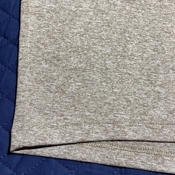 Under Armour The Tech Tee. Heather Taupe Gray. Large. Like New - Picture 4 of 7